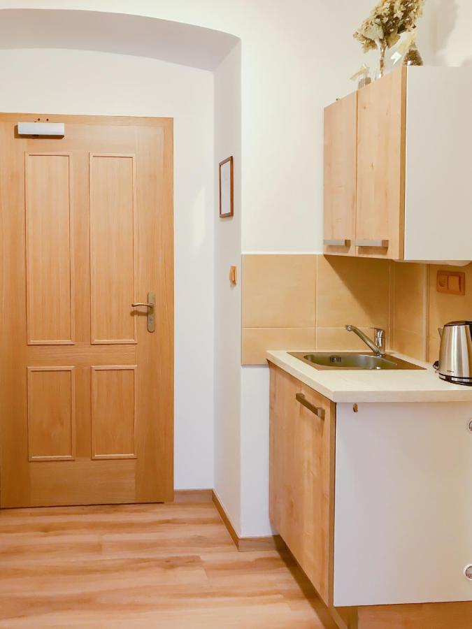 Golden Wood Apartments Pilsen Exterior photo